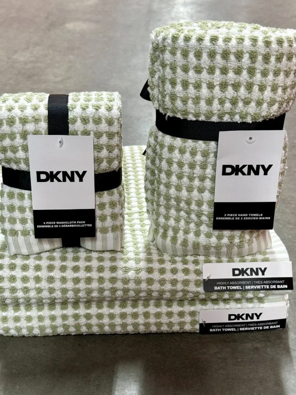 8 Pc. DKNY Monet Tile Green White Squares Dots Stripes Bath Towel Towels Gingham